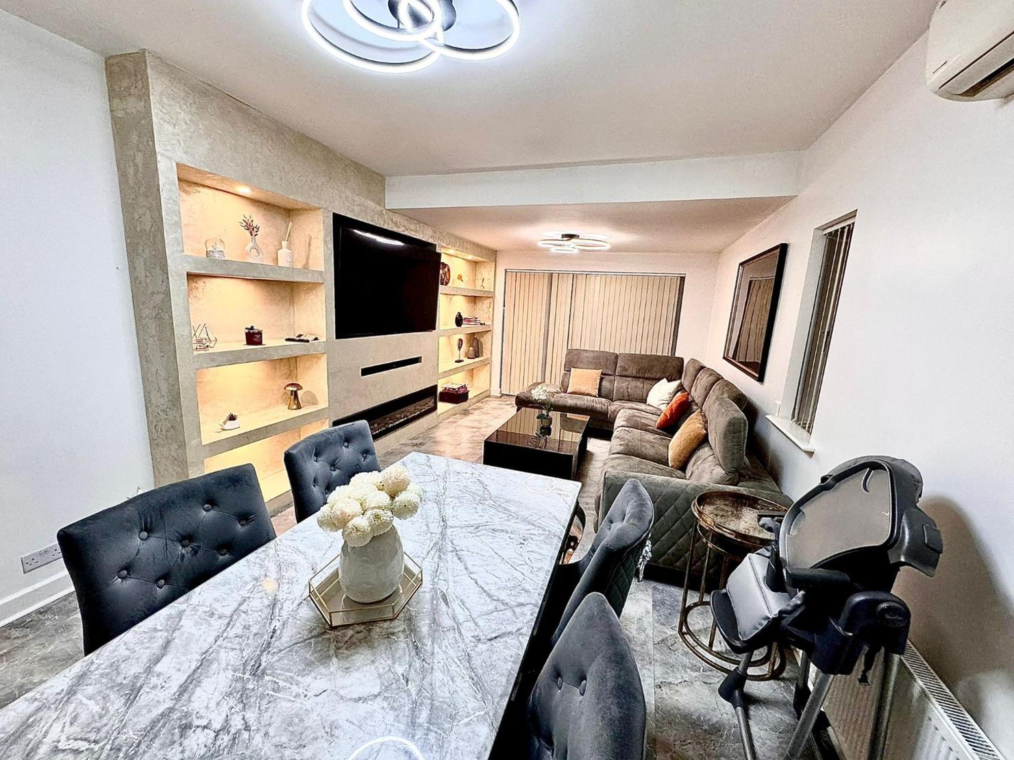 Deluxe Spacious King Size Room Hornchurch 外观 照片