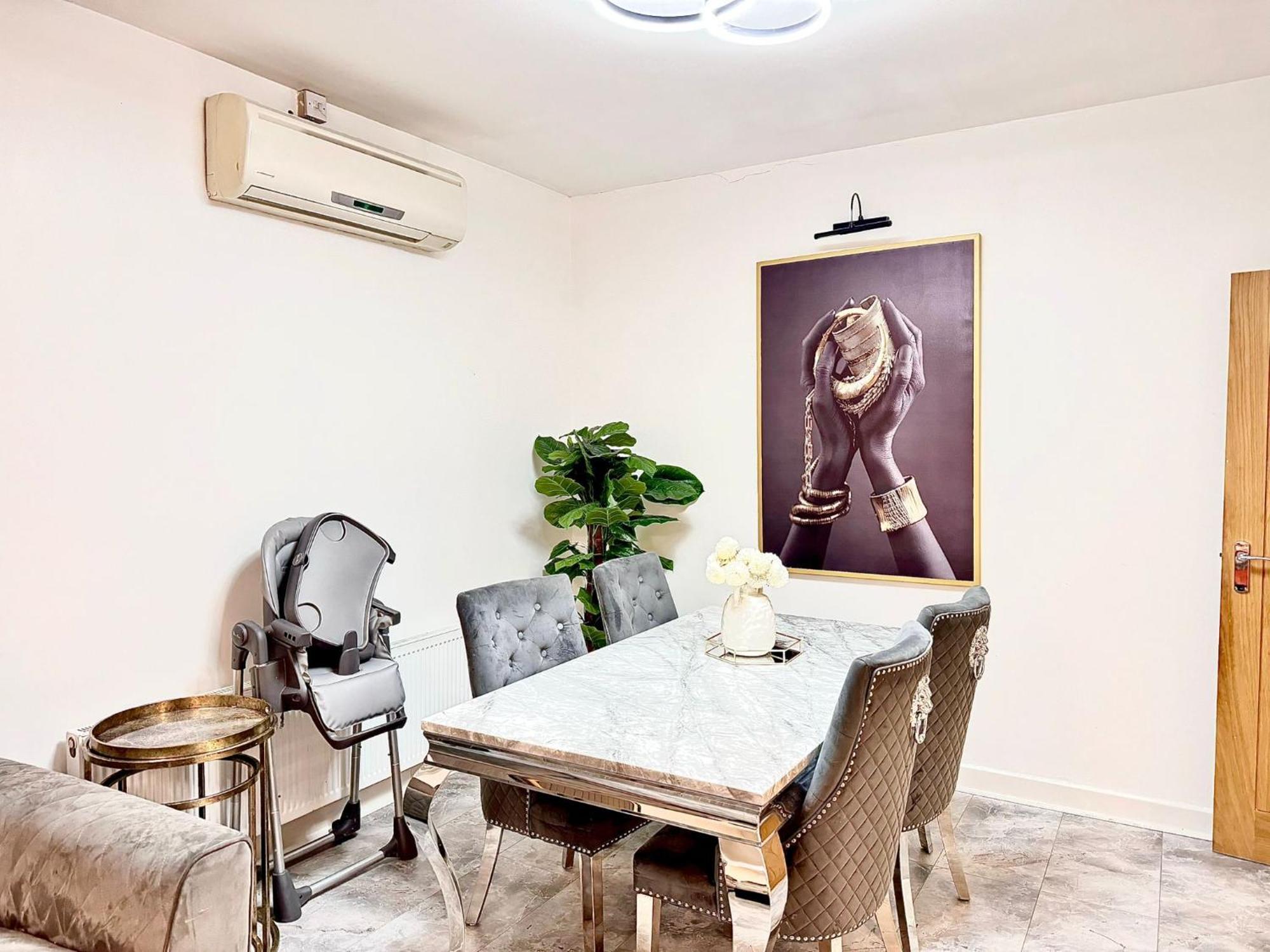 Deluxe Spacious King Size Room Hornchurch 外观 照片