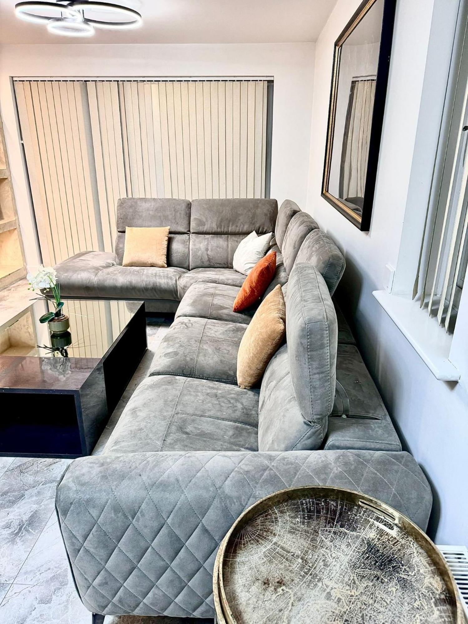 Deluxe Spacious King Size Room Hornchurch 外观 照片